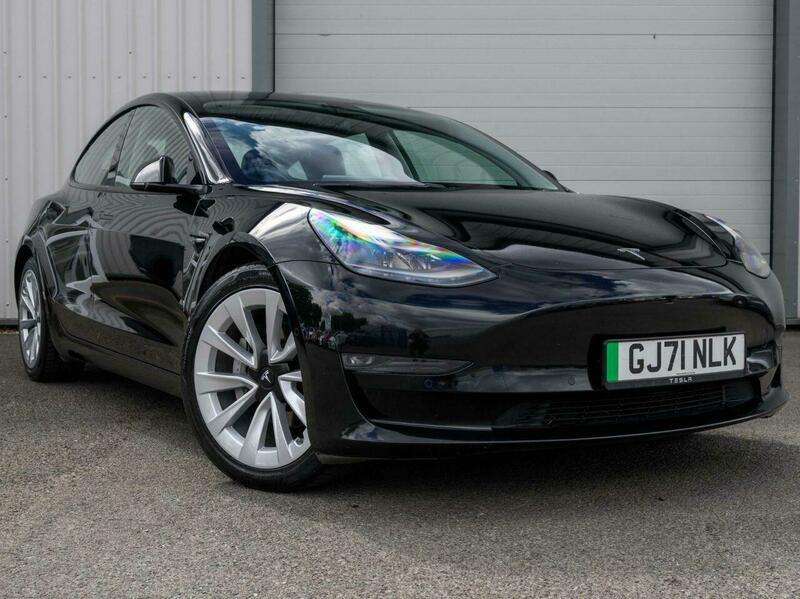 A 2021 TESLA MODEL 3 (Dual Motor) Long Range Saloon 4dr Electric Auto 4WDE (346 ps) A 2021 TESLA MODEL 3 (Dual Motor) Long Range Saloon 4dr Electric Auto 4WDE (346 ps)