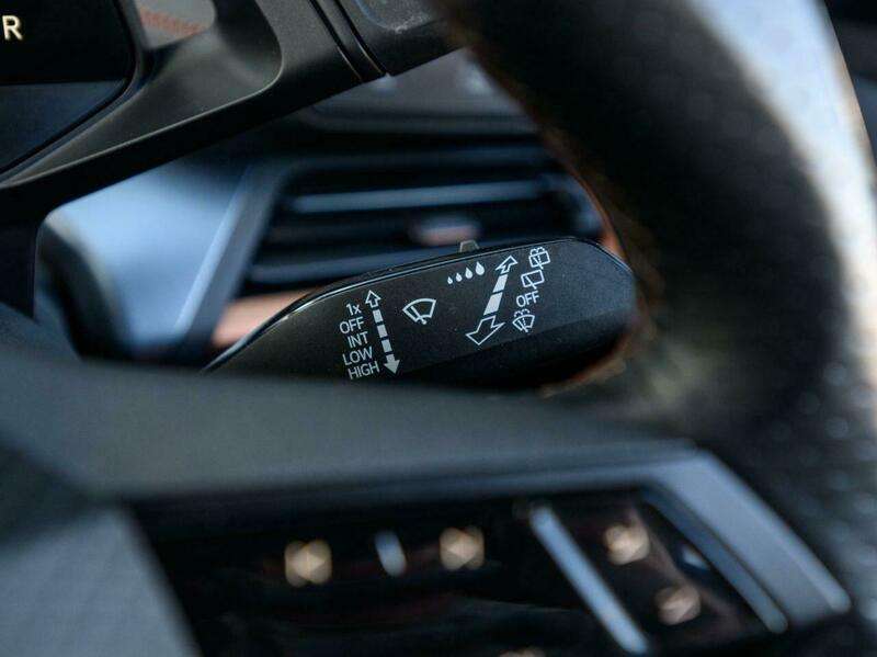 2023 CUPRA BORN 2023 CUPRA BORN