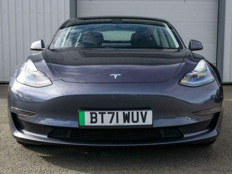 A 2021 TESLA MODEL 3 (Dual Motor) Long Range Saloon 4dr Electric Auto 4WDE (346 ps) A 2021 TESLA MODEL 3 (Dual Motor) Long Range Saloon 4dr Electric Auto 4WDE (346 ps)