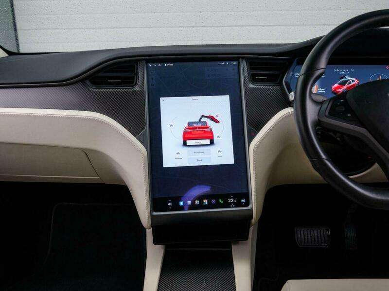 2018 TESLA MODEL X 2018 TESLA MODEL X