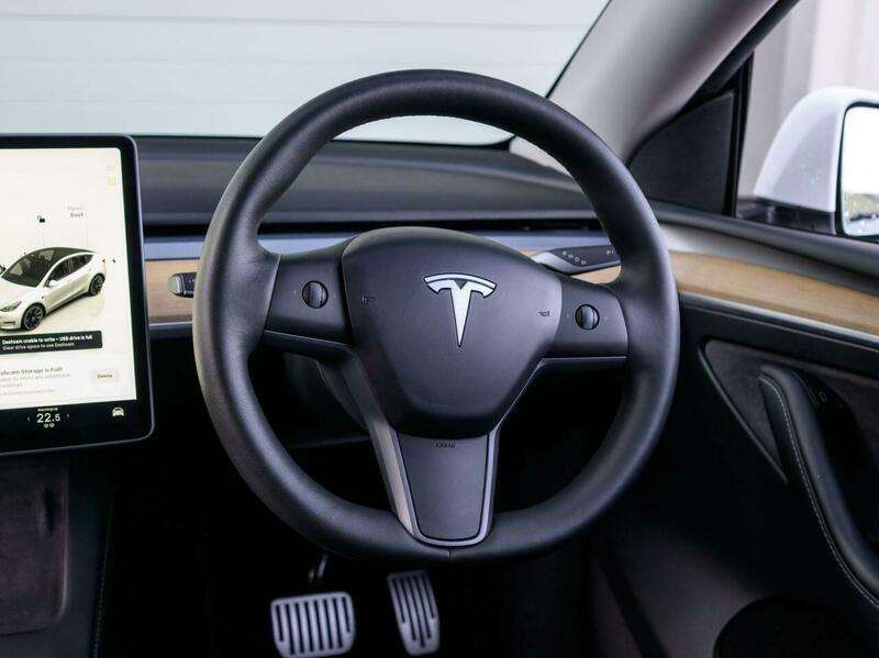 2022 TESLA MODEL Y 2022 TESLA MODEL Y