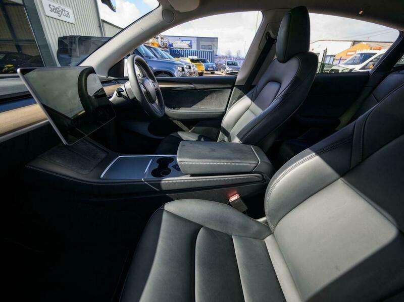 2022 TESLA MODEL Y 2022 TESLA MODEL Y