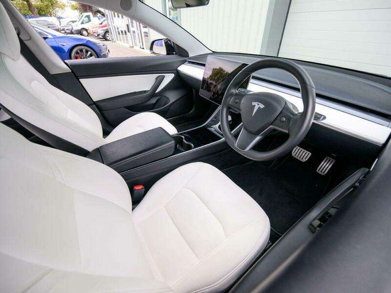 2020 TESLA MODEL 3 2020 TESLA MODEL 3