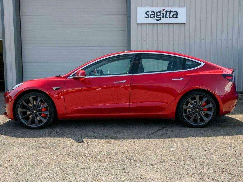 A 2020 TESLA MODEL 3 (Dual Motor) Performance Saloon 4dr Electric Auto 4WDE (Performance Upgrade) (449 bhp) A 2020 TESLA MODEL 3 (Dual Motor) Performance Saloon 4dr Electric Auto 4WDE (Performance Upgrade) (449 bhp)