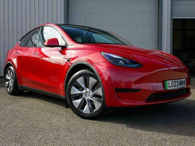 A 2023 TESLA MODEL Y SUV 5dr Electric Auto RWD (346 ps) A 2023 TESLA MODEL Y SUV 5dr Electric Auto RWD (346 ps)