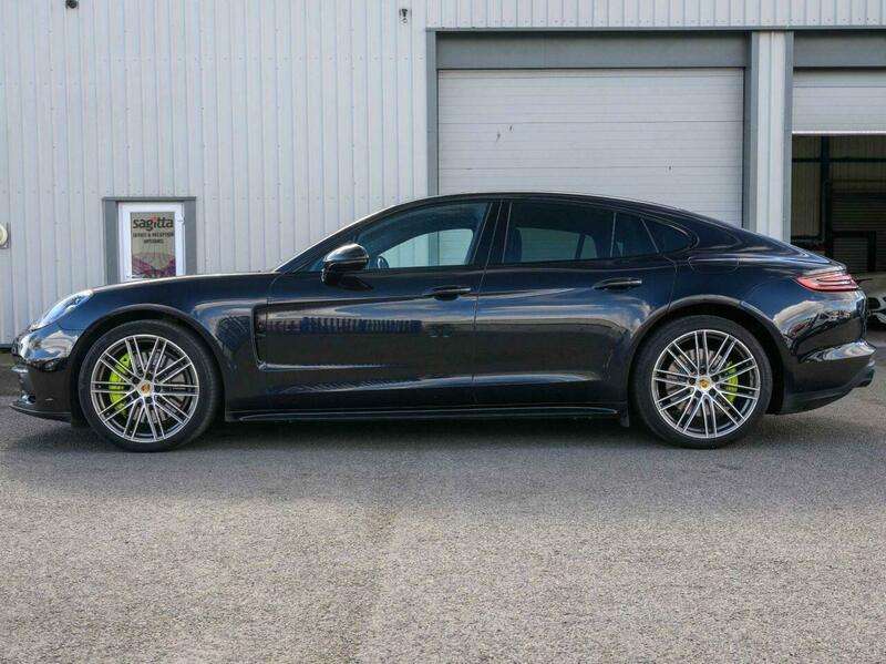 2018 PORSCHE PANAMERA 2018 PORSCHE PANAMERA