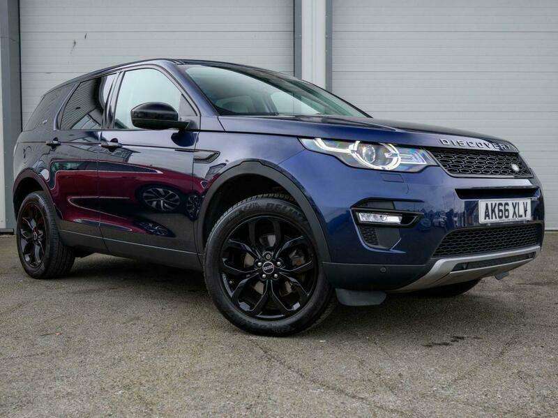 A 2016 LAND ROVER DISCOVERY SPORT 2.0 TD4 HSE SUV 5dr Diesel Manual 4WD Euro 6 (s/s) (180 ps) A 2016 LAND ROVER DISCOVERY SPORT 2.0 TD4 HSE SUV 5dr Diesel Manual 4WD Euro 6 (s/s) (180 ps)