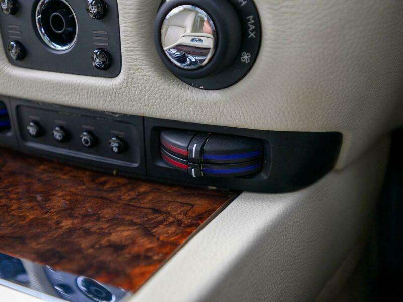 2012 ROLLS-ROYCE GHOST 2012 ROLLS-ROYCE GHOST