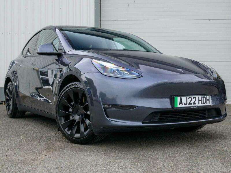 A 2022 TESLA MODEL Y (Dual Motor) Long Range SUV 5dr Electric Auto 4WDE (384 bhp) A 2022 TESLA MODEL Y (Dual Motor) Long Range SUV 5dr Electric Auto 4WDE (384 bhp)