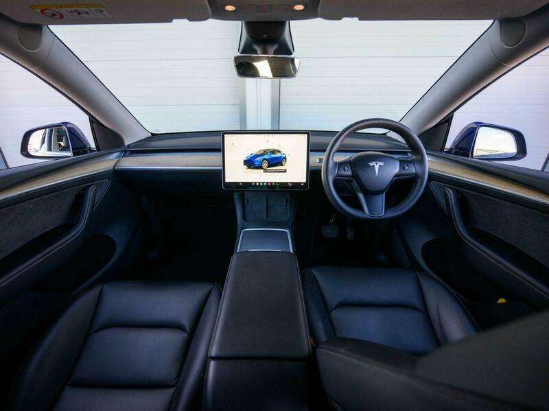 A 2022 TESLA MODEL Y (Dual Motor) Long Range SUV 5dr Electric Auto 4WDE (384 bhp) A 2022 TESLA MODEL Y (Dual Motor) Long Range SUV 5dr Electric Auto 4WDE (384 bhp)
