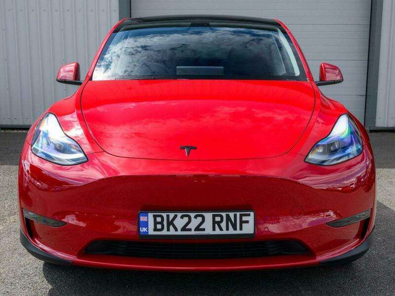 A 2022 TESLA MODEL Y (Dual Motor) Long Range SUV 5dr Electric Auto 4WDE (384 bhp) A 2022 TESLA MODEL Y (Dual Motor) Long Range SUV 5dr Electric Auto 4WDE (384 bhp)