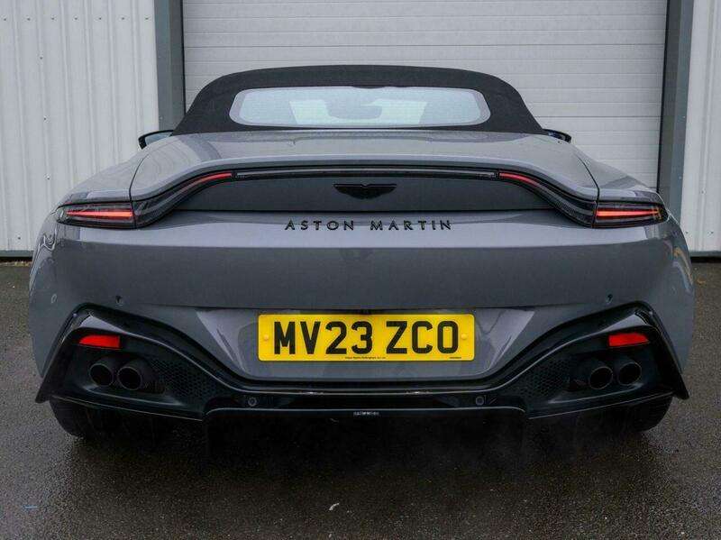 null ASTON MARTIN VANTAGE null ASTON MARTIN VANTAGE