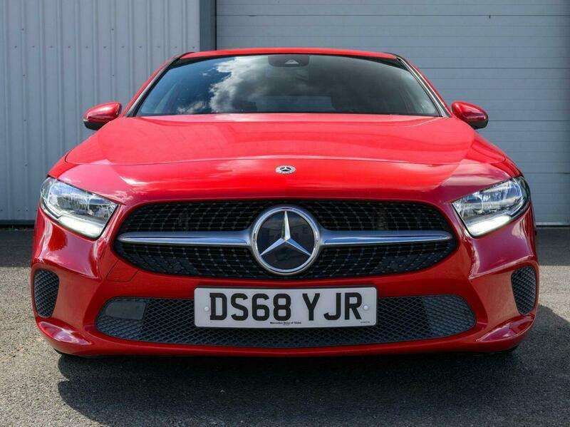 A 2018 MERCEDES-BENZ A CLASS 1.3 A180 SE Hatchback 5dr Petrol Manual Euro 6 (s/s) (136 ps) A 2018 MERCEDES-BENZ A CLASS 1.3 A180 SE Hatchback 5dr Petrol Manual Euro 6 (s/s) (136 ps)