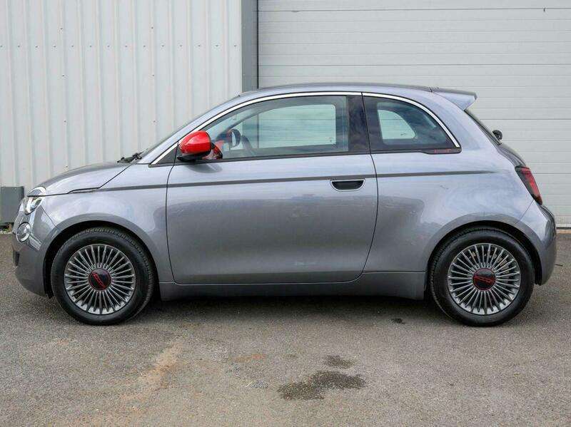 2022 FIAT 500 2022 FIAT 500