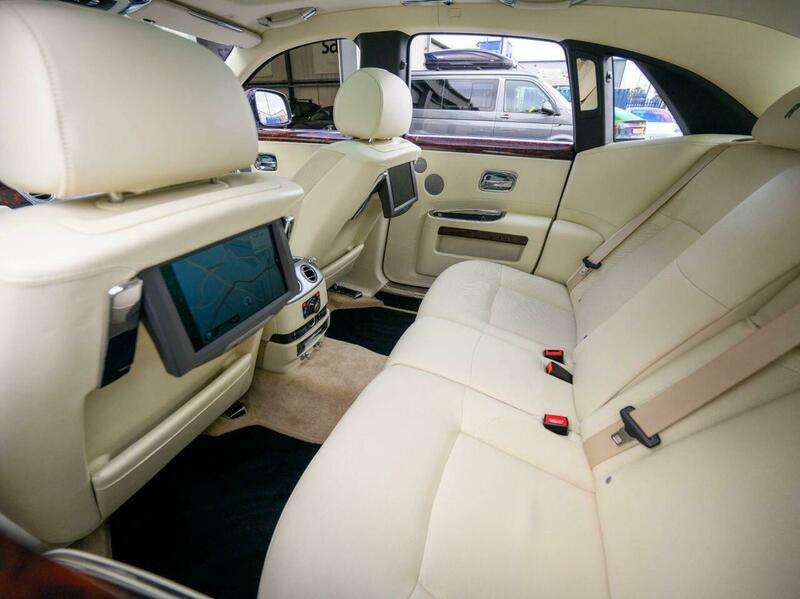 2012 ROLLS-ROYCE GHOST 2012 ROLLS-ROYCE GHOST