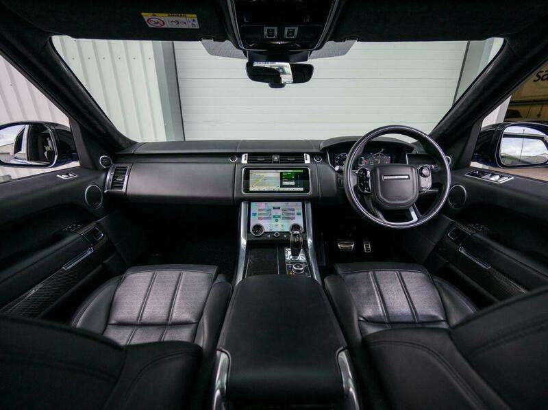 A 2022 LAND ROVER RANGE ROVER SPORT 3.0 D300 MHEV Autobiography Dynamic SUV 5dr Diesel Auto 4WD Euro 6 (s/s) (300 ps) A 2022 LAND ROVER RANGE ROVER SPORT 3.0 D300 MHEV Autobiography Dynamic SUV 5dr Diesel Auto 4WD Euro 6 (s/s) (300 ps)