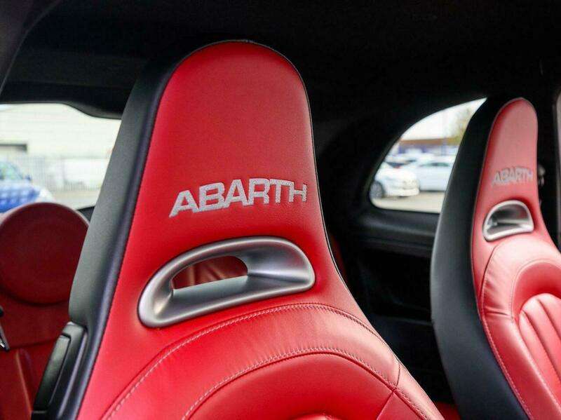 2018 ABARTH 595 2018 ABARTH 595