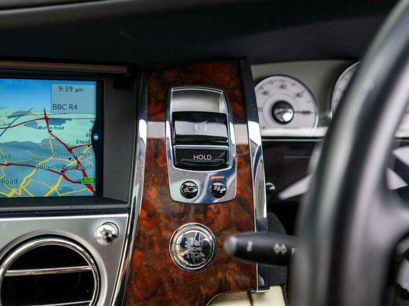 2012 ROLLS-ROYCE GHOST 2012 ROLLS-ROYCE GHOST