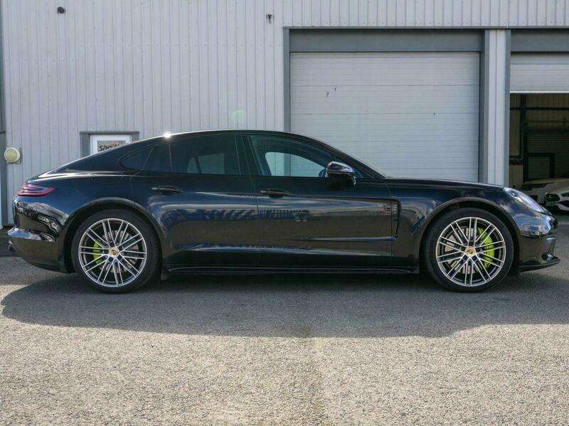 2018 PORSCHE PANAMERA 2018 PORSCHE PANAMERA