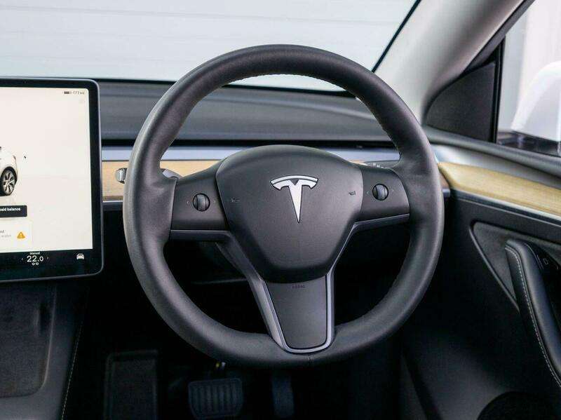 2022 TESLA MODEL Y 2022 TESLA MODEL Y