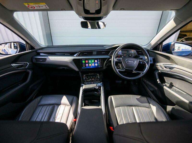 A 2020 AUDI E-TRON 50 Technik SUV 5dr Electric Auto quattro 71.2kWh (313 ps) A 2020 AUDI E-TRON 50 Technik SUV 5dr Electric Auto quattro 71.2kWh (313 ps)