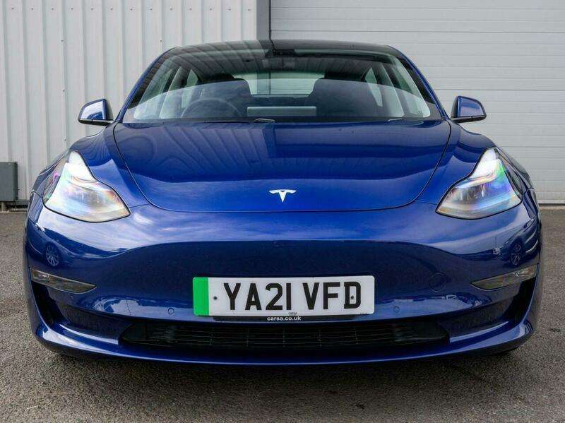 A 2021 TESLA MODEL 3 (Dual Motor) Long Range Saloon 4dr Electric Auto 4WDE (346 ps) A 2021 TESLA MODEL 3 (Dual Motor) Long Range Saloon 4dr Electric Auto 4WDE (346 ps)