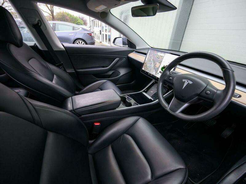 2019 TESLA MODEL 3 2019 TESLA MODEL 3