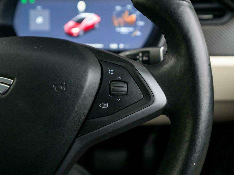 2018 TESLA MODEL X 2018 TESLA MODEL X
