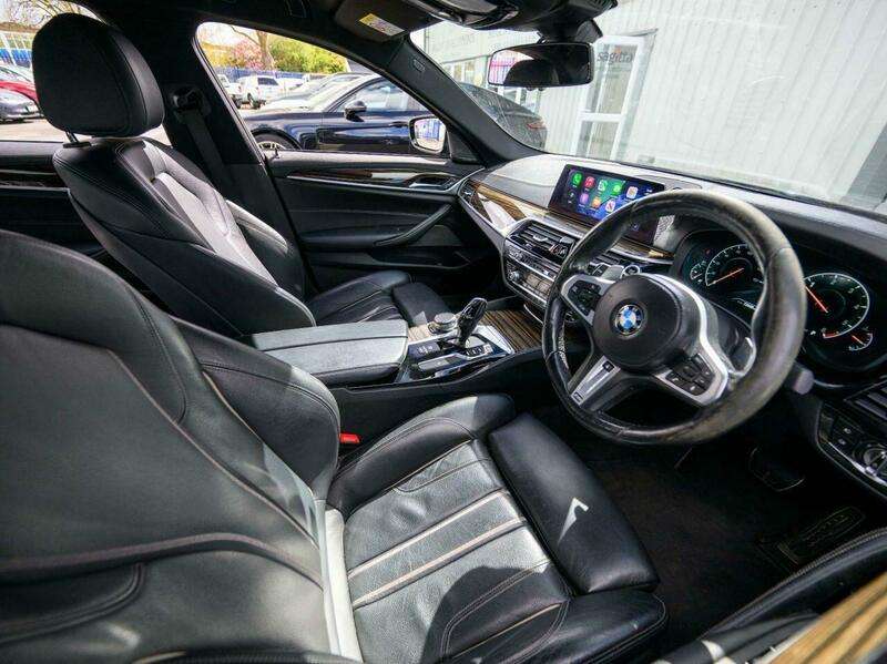 A 2018 BMW 5 SERIES 3.0 530d M Sport Saloon 4dr Diesel Auto xDrive Euro 6 (s/s) (265 ps) A 2018 BMW 5 SERIES 3.0 530d M Sport Saloon 4dr Diesel Auto xDrive Euro 6 (s/s) (265 ps)