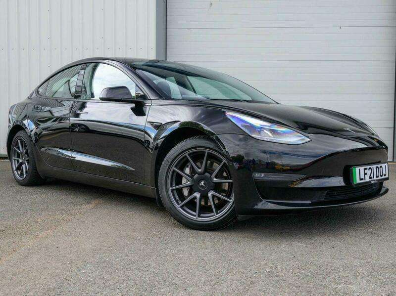 A 2021 TESLA MODEL 3 (Dual Motor) Long Range Saloon 4dr Electric Auto 4WDE (346 ps) A 2021 TESLA MODEL 3 (Dual Motor) Long Range Saloon 4dr Electric Auto 4WDE (346 ps)