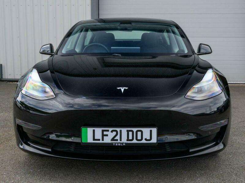 A 2021 TESLA MODEL 3 (Dual Motor) Long Range Saloon 4dr Electric Auto 4WDE (346 ps) A 2021 TESLA MODEL 3 (Dual Motor) Long Range Saloon 4dr Electric Auto 4WDE (346 ps)