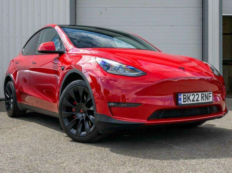 A 2022 TESLA MODEL Y (Dual Motor) Long Range SUV 5dr Electric Auto 4WDE (384 bhp) A 2022 TESLA MODEL Y (Dual Motor) Long Range SUV 5dr Electric Auto 4WDE (384 bhp)