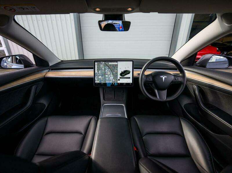 A 2021 TESLA MODEL 3 (Dual Motor) Long Range Saloon 4dr Electric Auto 4WDE (346 ps) A 2021 TESLA MODEL 3 (Dual Motor) Long Range Saloon 4dr Electric Auto 4WDE (346 ps)