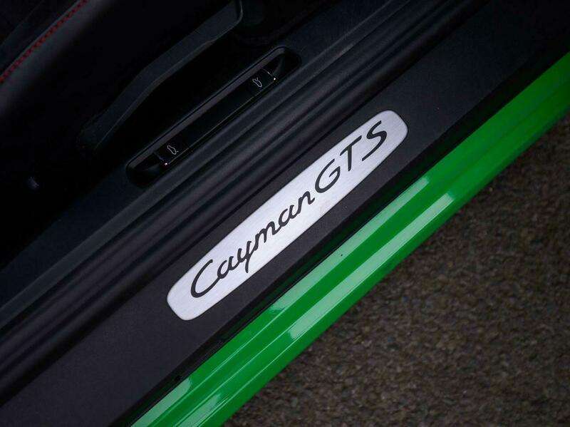 2021 PORSCHE CAYMAN 2021 PORSCHE CAYMAN