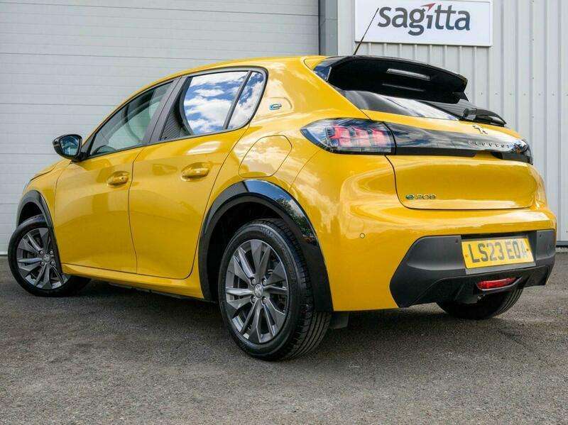 A 2023 PEUGEOT 208 50kWh Active Premium + Hatchback 5dr Electric Auto (7.4kW Charger) (136 ps) A 2023 PEUGEOT 208 50kWh Active Premium + Hatchback 5dr Electric Auto (7.4kW Charger) (136 ps)