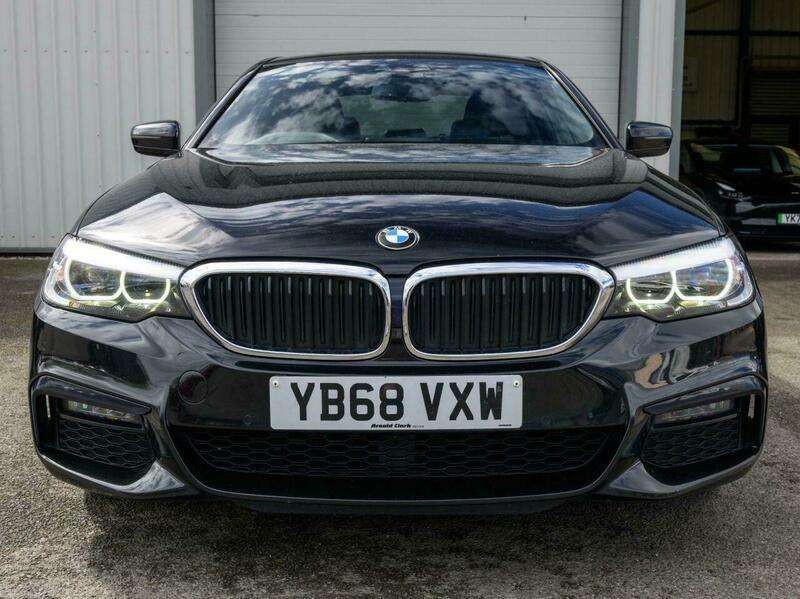 A 2018 BMW 5 SERIES 3.0 530d M Sport Saloon 4dr Diesel Auto xDrive Euro 6 (s/s) (265 ps) A 2018 BMW 5 SERIES 3.0 530d M Sport Saloon 4dr Diesel Auto xDrive Euro 6 (s/s) (265 ps)