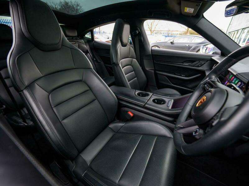 2022 PORSCHE TAYCAN 2022 PORSCHE TAYCAN