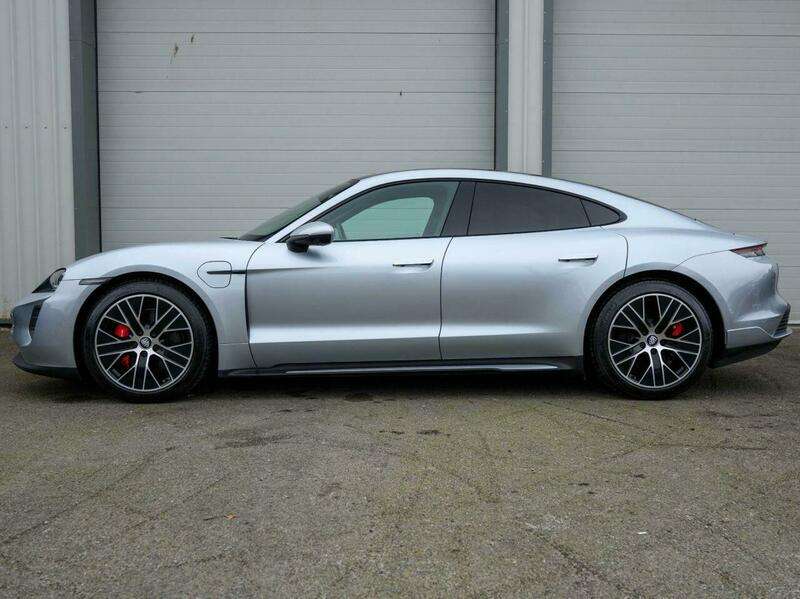 2022 PORSCHE TAYCAN 2022 PORSCHE TAYCAN