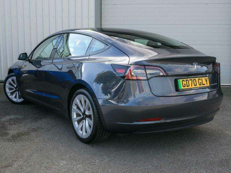 A 2020 TESLA MODEL 3 (Dual Motor) Long Range Saloon 4dr Electric Auto 4WDE (346 ps) A 2020 TESLA MODEL 3 (Dual Motor) Long Range Saloon 4dr Electric Auto 4WDE (346 ps)