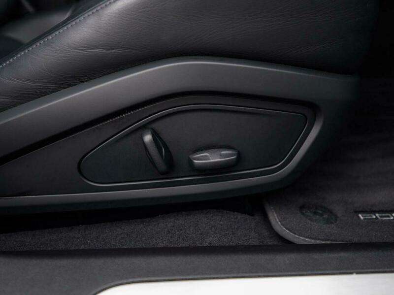 2022 PORSCHE TAYCAN 2022 PORSCHE TAYCAN