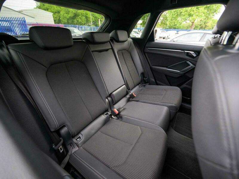 2019 AUDI Q3 2019 AUDI Q3