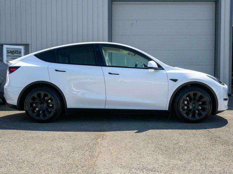 2022 TESLA MODEL Y 2022 TESLA MODEL Y