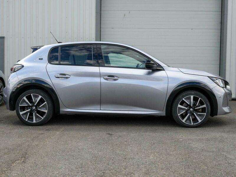 2021 PEUGEOT 208 2021 PEUGEOT 208