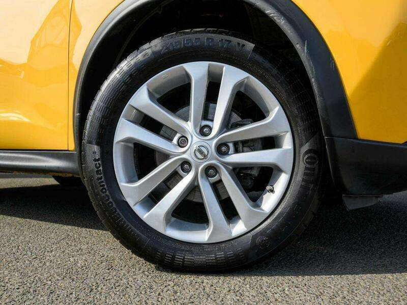 A 2016 NISSAN JUKE 1.2 DIG-T N-Connecta SUV 5dr Petrol Manual Euro 6 (s/s) (115 ps) A 2016 NISSAN JUKE 1.2 DIG-T N-Connecta SUV 5dr Petrol Manual Euro 6 (s/s) (115 ps)