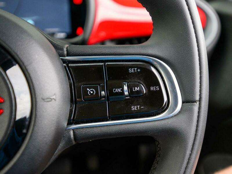 2022 FIAT 500 2022 FIAT 500