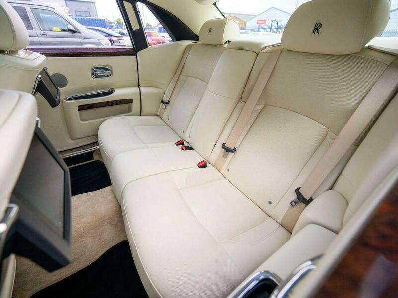 2012 ROLLS-ROYCE GHOST 2012 ROLLS-ROYCE GHOST