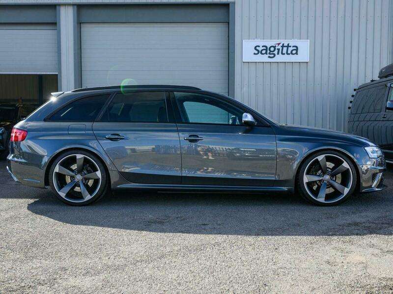 2013 AUDI RS4 2013 AUDI RS4