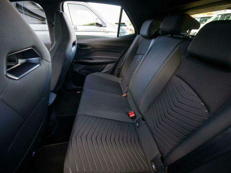 2023 CUPRA BORN 2023 CUPRA BORN