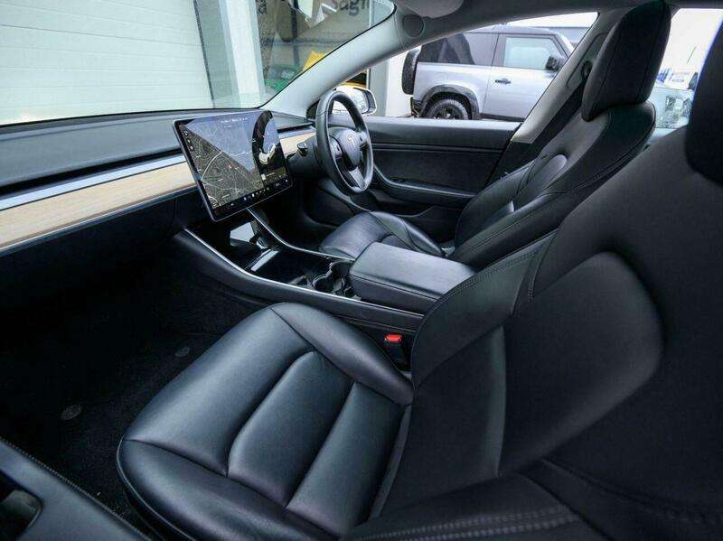 2020 TESLA MODEL 3 2020 TESLA MODEL 3