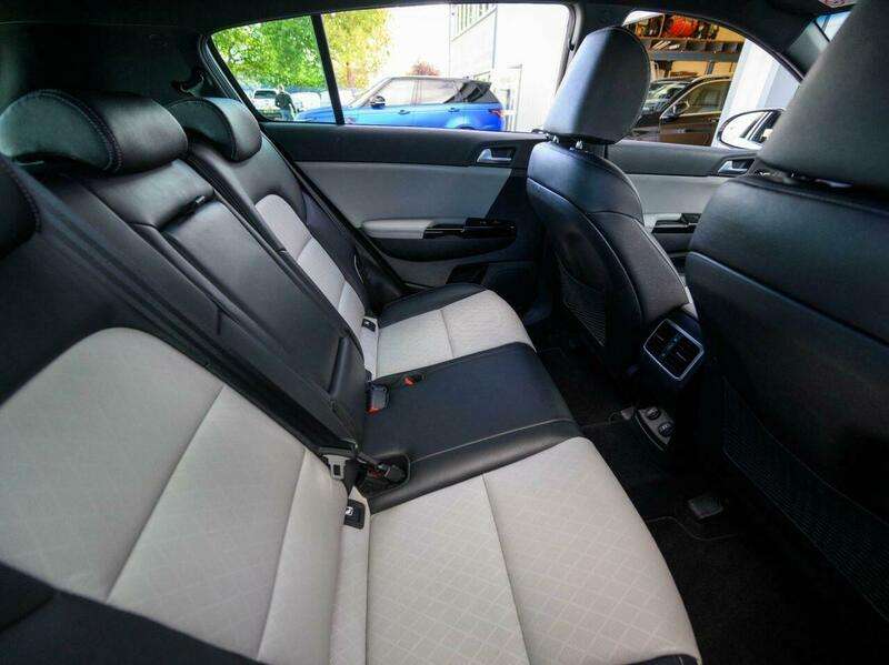 2021 KIA SPORTAGE 2021 KIA SPORTAGE